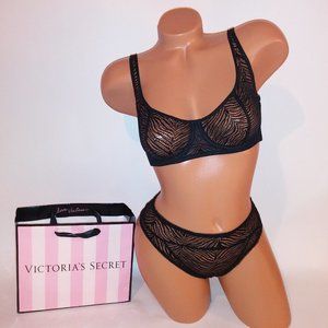 Victoria Secret Bra Set